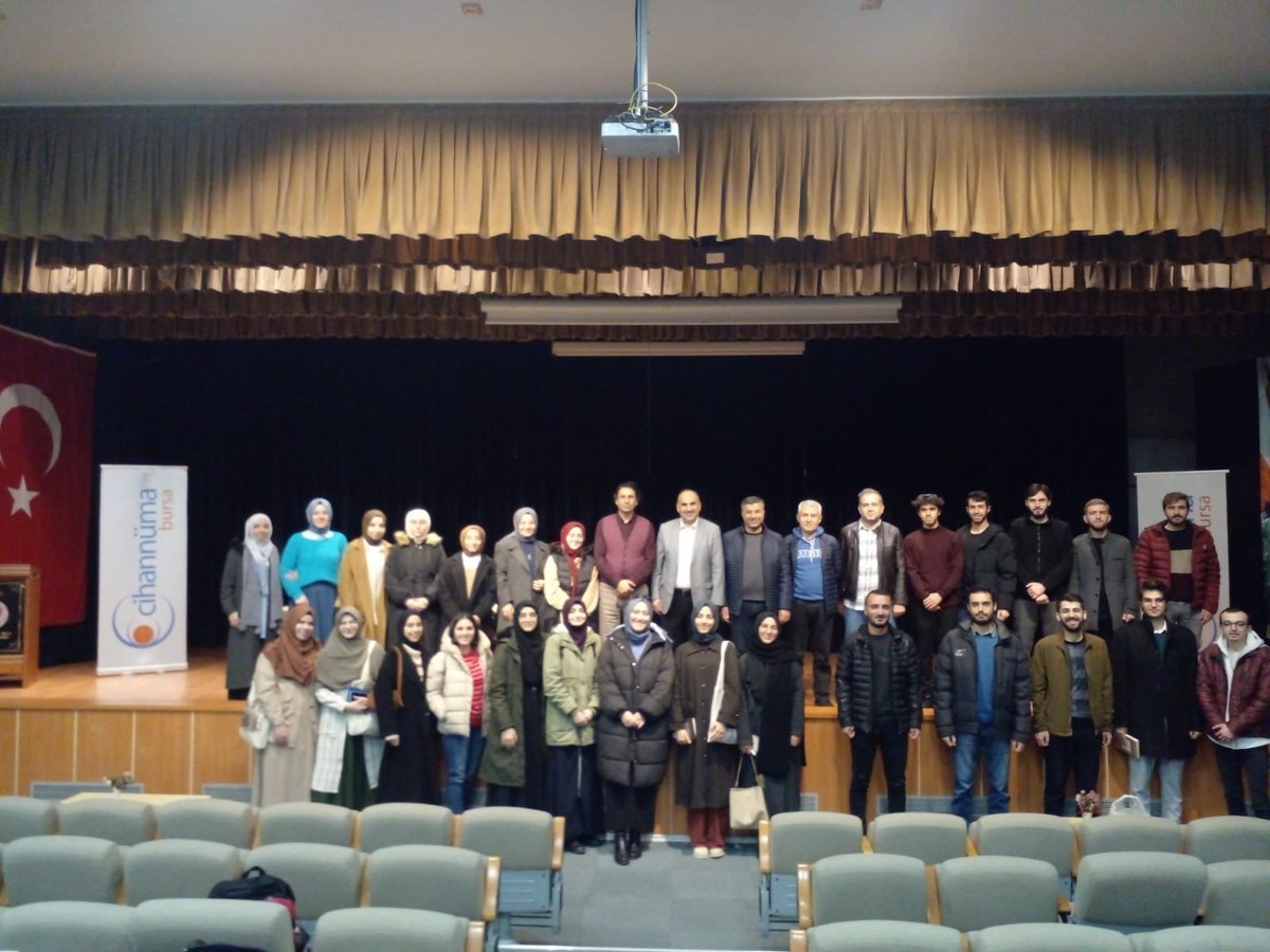 BİR HALKA DAHA TAMAMLANDI 
'Farklı Medeniyetler Karşısında Ferdi ve Sosyal Dayanıklığımız" isimli programımız bugün yine farklı bir çoşku ile tamamlandı. Prıf.Dr. Ömer Türker hıcamıza ve  emeği geçenlere teşekkür  ederiz