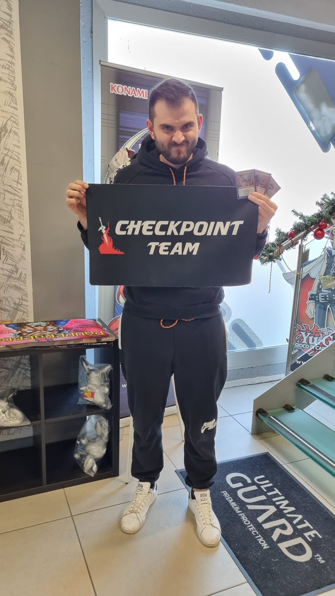 Cirelli7Marco's tweet photo. See you in Napoli🤩 Just 8men tournament, we did it! 3-0 with my friendly UR Crakling Drake!
Top8 RG VEHICLES 2-0
Top4 Ur phoenix 2-0
Final 5c Fires 2-0

Deck is really strong, maybe hard to play but could play against everything😊
#TEAMCHECKPOINT #Pioneer https://t.co/OCVBPtSSIJ