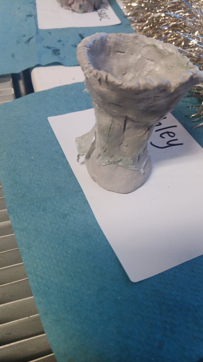 MissAliSPS's tweet photo. For History we made pots based on pottery made by the Beaker people during the end of the Stone Age. We had lots of fun moulding clay and used a technique that involved rolling the clay into long coils.#SummerswoodPS https://t.co/bb1PqeAqmS