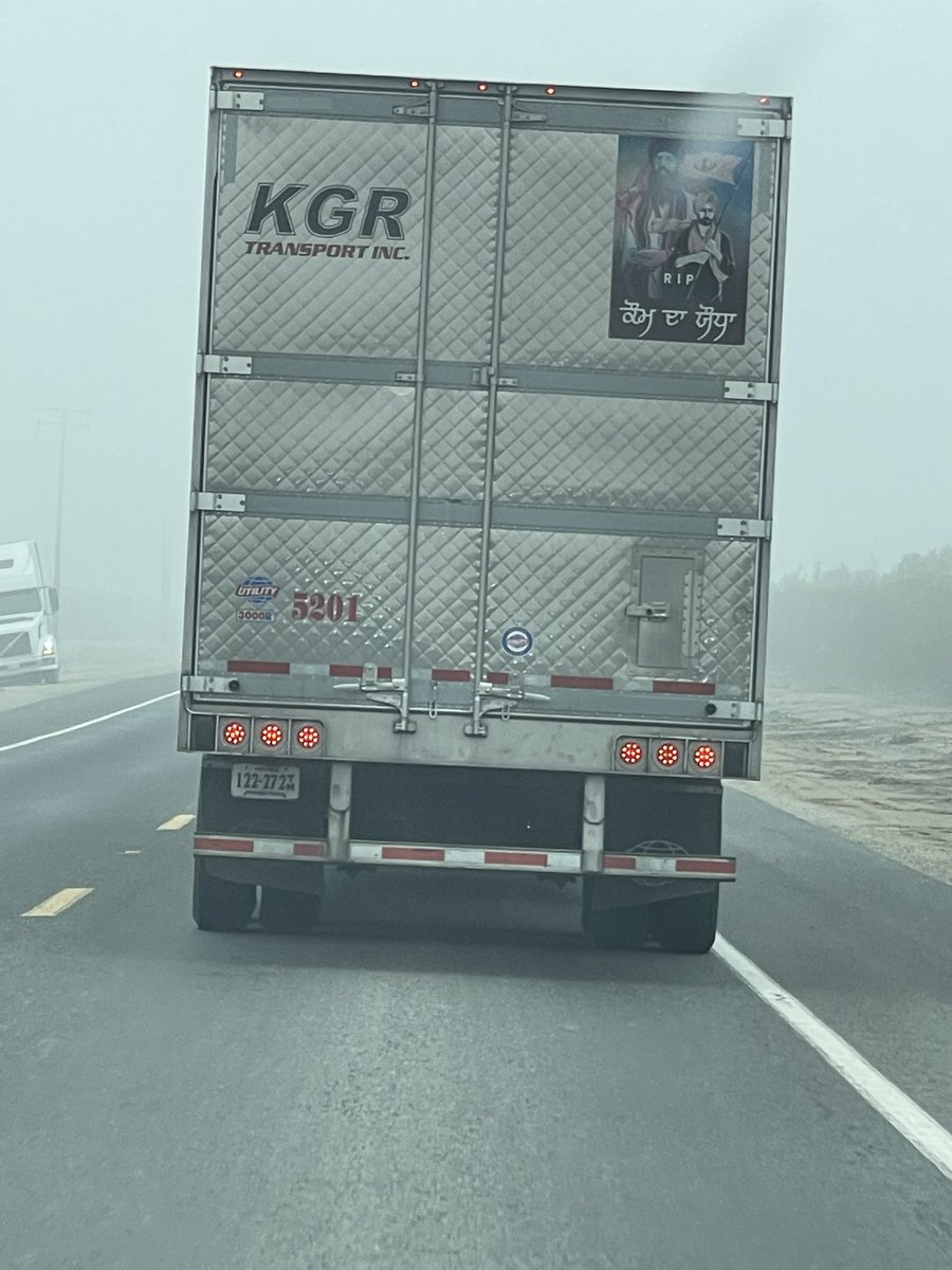 MsJse87's tweet photo. I don’t know who KGR Transport Inc. is…but their driver nearly killed someone near Maricopa

Going over 70 and passing cars in the fog. Almost hit a car head on then almost hit us getting back in the correct lane. 

Luckily the car got on the shoulder and no one was hurt. https://t.co/w2nD9RNf3N