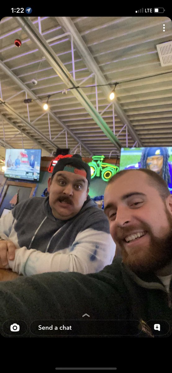 NoT_MaRk69's tweet photo. A porn stashe and a bald guy 🥰 https://t.co/SyH3JzJGo4