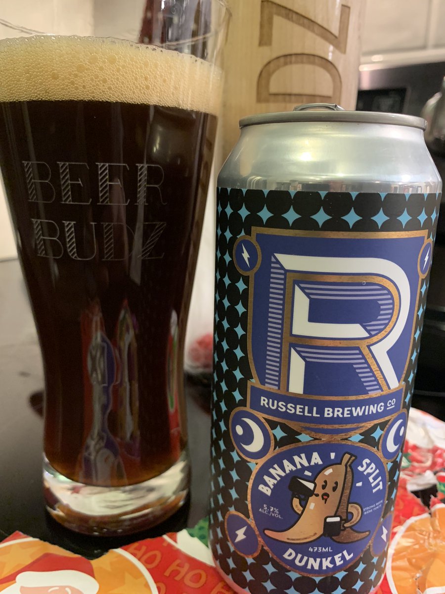 SSchell7's tweet photo. Day 16 #beerbudz #adventcalendar is from me… @Russell_Beer #BananaSplitDunkel the name says it all. #dadjokes #ILoveMyWife #halfstepforward checkout my #instagram feed it’s better @roymoussa10 @tattoobygravity @ryrbrown1 🍻 https://t.co/OfNYj3eRIY