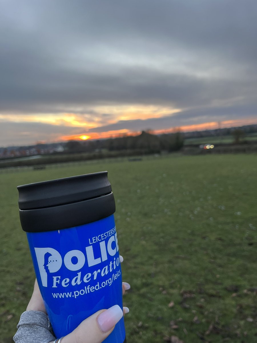 Lovely hot cuppa in my <a href="/LeicesterPolFed/">Leicestershire Police Federation</a> mug keeping me warm this evening 🥶 
If you’ve not got one yet you are missing out!