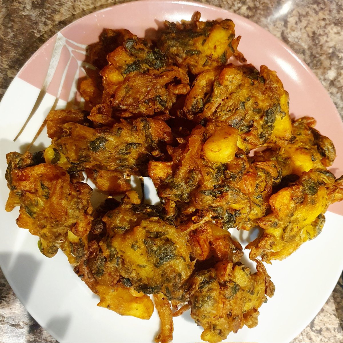 HumaAhmad12's tweet photo. Everyone at home this #Saturdayevening after a while so we cannot have our hot drinks without snacks. #homemade #Foodie #pakore #lasagna https://t.co/p3MWcNUEGu