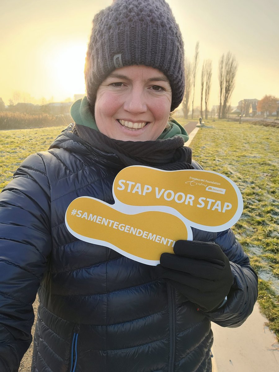 traanvandezee's tweet photo. Today is the day for the Memory Walk of Rotterdam. Raising money to fight dementia. I had to work this morning. But got my steps in during work and went for a 5km hike after work. #RotterdamMemoryWalk #ErasmusMCFoundation https://t.co/hi2HY5sDaZ