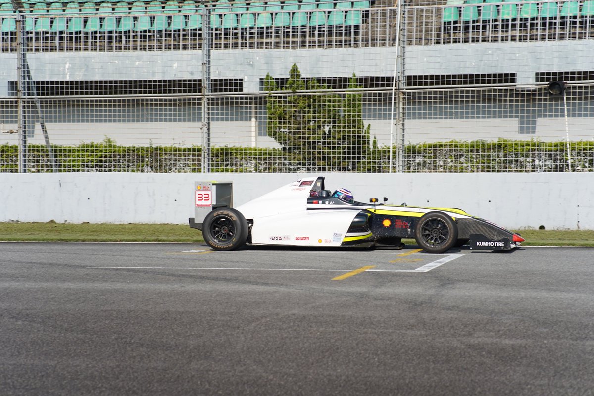 JerryTse1's tweet photo. Didn't go to the circuit for about 3 months. Hope can do it again soon. https://t.co/9uWnAon1ex