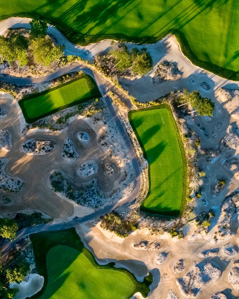 A birds-eye view of The 3rd hole of Grant at Union League National GC. @UnionLeagueGolf @FryStrakaGolf #golfcoursephoto #unionleaguenational