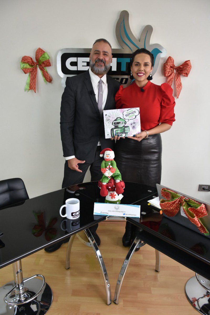mtro_guerrero's tweet photo. Un verdadero honor presentar el cuento para promover masculinidades saludables para niños varones con @BValvarg en el canal de la @CedhDurango pronto el link para descargarlo! https://t.co/mlGgRfXkNK