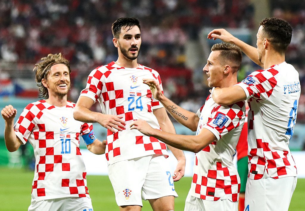 Box2BoxBola's tweet photo. Kroasia🇭🇷 finis di podium dalam 3 dari 6 partisipasi Piala Dunia mereka 🙌🏻

🥉 - 2022
🥈 - 2018
🥉 - 1998

#FIFAWorldCup https://t.co/yWkXAFxCkq