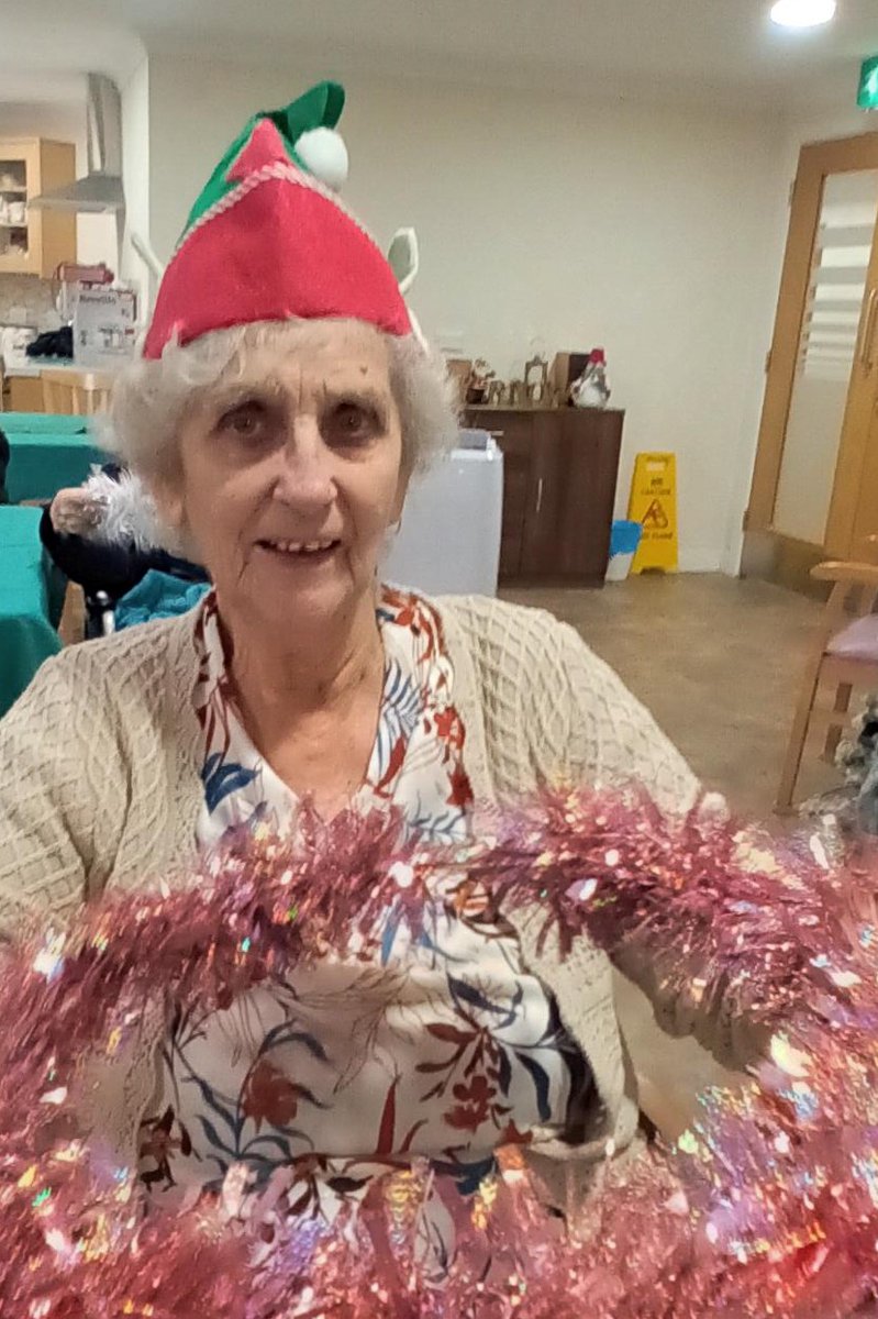 Begin your day with music.

What an amazing time we had with Music and Movement this week at the Christmas sing-along. Getting moving with some festive props. 

#MusicAndMovement 
#FoxburrowGrange
#FestiveFun