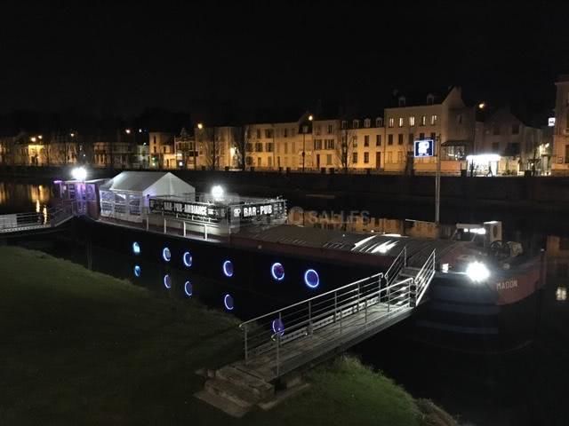 HCotillons's tweet photo. Une soirée sur péniche avec nos jeux en bois géants: parties endiablées et challenges grâce à notre super animateur Romain ! 🥳

#animation #jeuxenbois #entreprise #soirée #challenge #coktail #péniche #entreprise #évènement #évènementiel #paris #iledefrance #noël #fête #findannee https://t.co/STUJpPHJXh