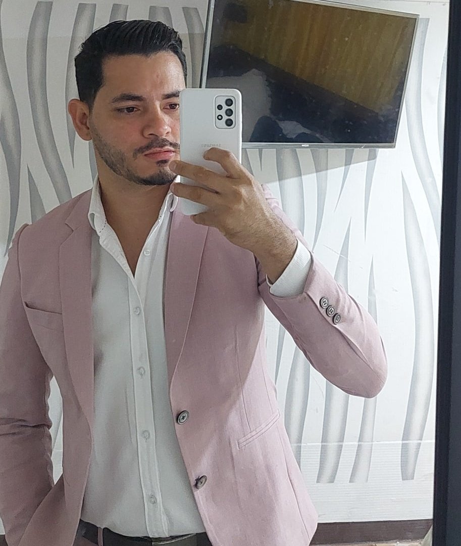 . (@stevenbolaos12) on Twitter photo 