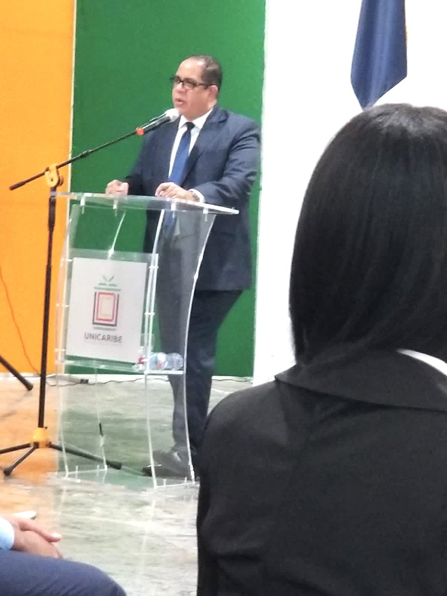 ElicFernandez's tweet photo. Conferencia con FRANCISCO CANTIZANO NADAL, Director de Protocolo y Ceremonial de Estado del MIREX, en el marco de la Clausura CURSO DE PROTOCOLO Y CEREMONIAL DE ESTADO organizado por la Escuela de Relaciones Internacionales de UNICARIBE.
#UniCaribeRRII
#DiplomaciaProactiva https://t.co/uczqhgX4wd