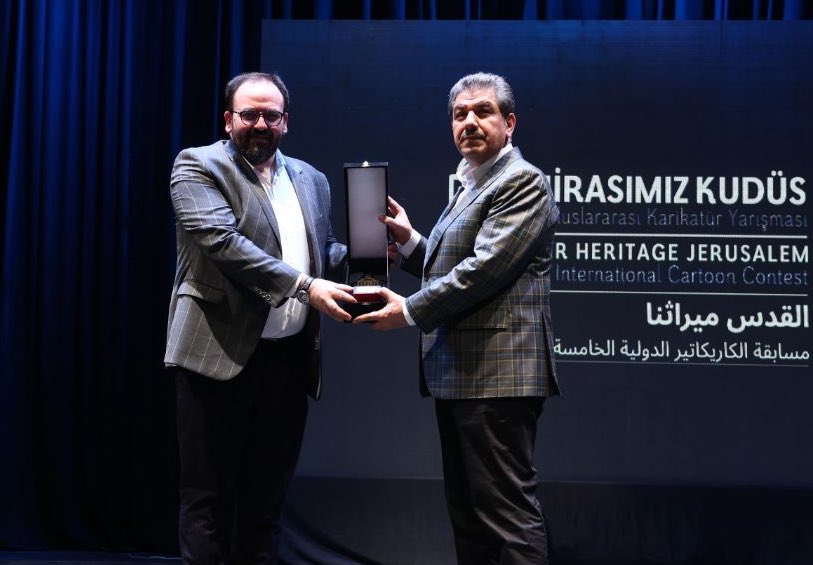 tevfikgoksu's tweet photo. Mirasımız Kudüs Derneği ile Dünya Karikatüristler Birliği’nin düzenlediği ve 26 ülkeden 179 karikatüristin 455 eserle katıldığı, "Uluslararası Mirasımız Kudüs Karikatür Yarışması"nın ödül törenine ev sahipliği yapmanın mutluluğunu yaşadık. https://t.co/Ds1stb8LPZ