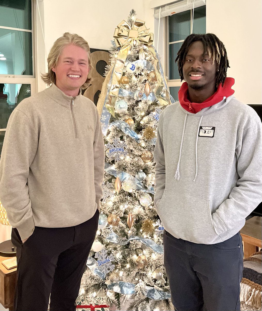 Great time with <a href="/jerryneuheisel/">Jerry Neuheisel</a> in-home this week #8CLAP <a href="/UCLAFBRecruit/">UCLA Football Recruiting</a> <a href="/mdcrusadersfb/">Mater Dei Catholic Football</a> <a href="/TeamMakasi/">TeamMakasi®</a>