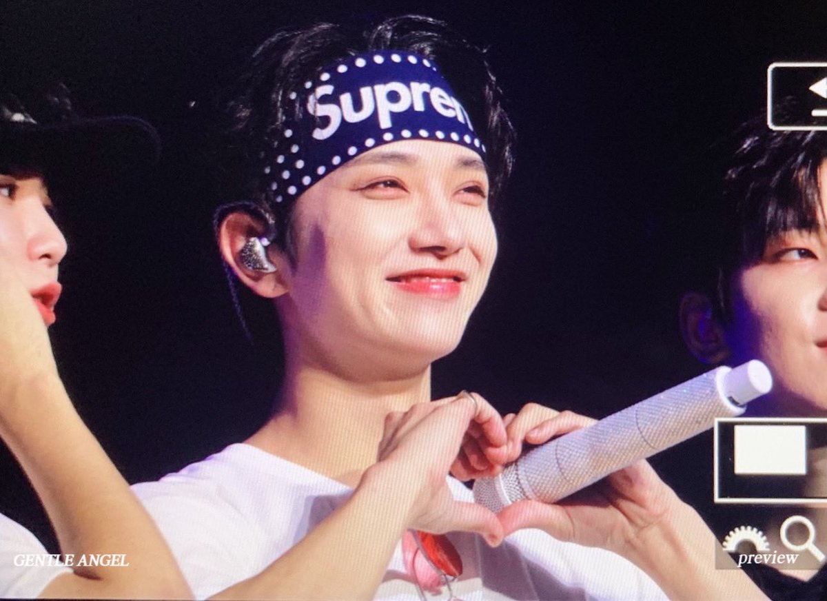 gentleangel_95's tweet photo. 221217 BULACAN #세븐틴 #SEVENTEEN #조슈아 #JOSHUA https://t.co/vgQ8VkB4s0