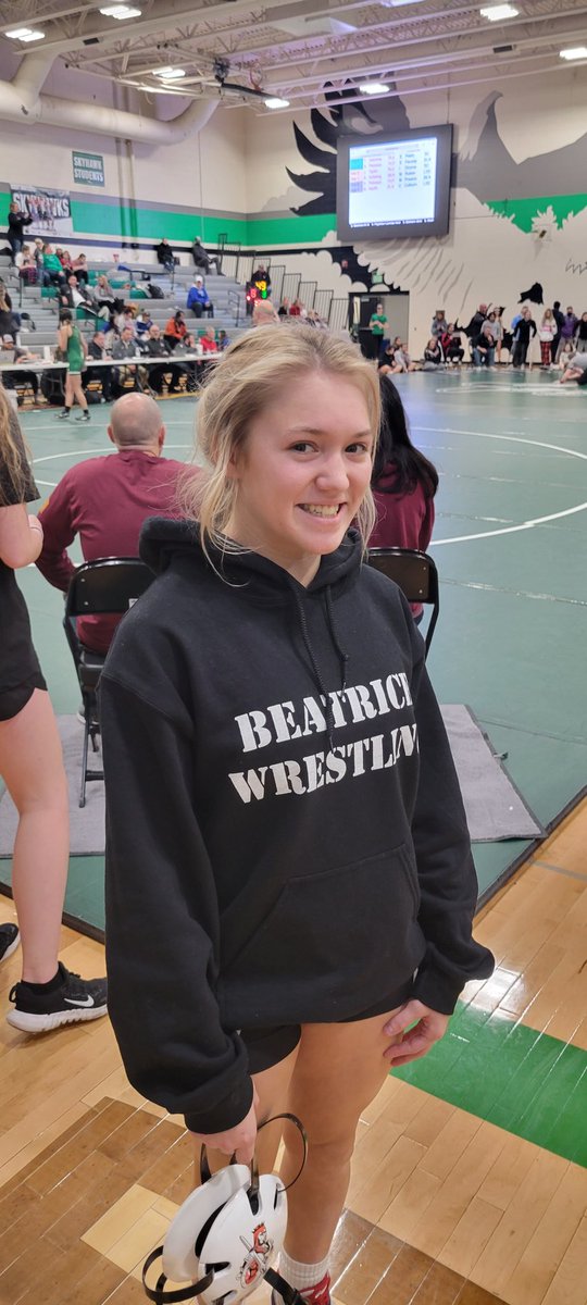 BEAwrestling's tweet photo. BREAKING NEWS: Autumn Bartlett has broken her own school record with a 12 second pin! Congratulations Autumn! #LadyOWrestling #quickpin https://t.co/I7dGr30PoX