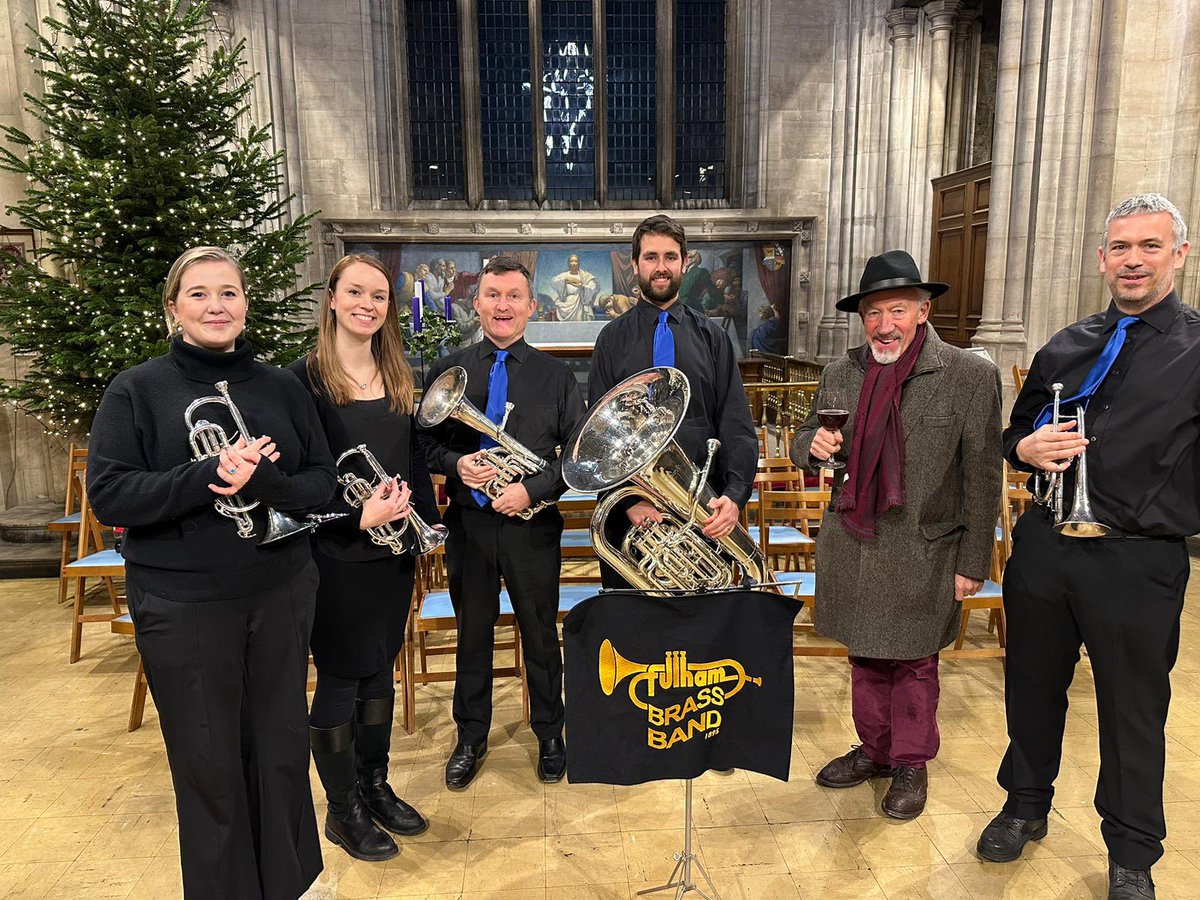 Thanks for having us last night @StreetwiseOpera! That’s our Christmas season all wrapped up now! Merry Christmas to all our friends and followers! #ChristmasInLondon #fulhambrassband #simoncallow