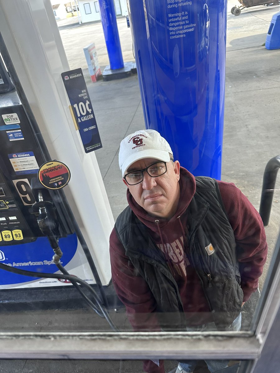 PARTY BUS headed to watch LTB! 🏀🐅🐾