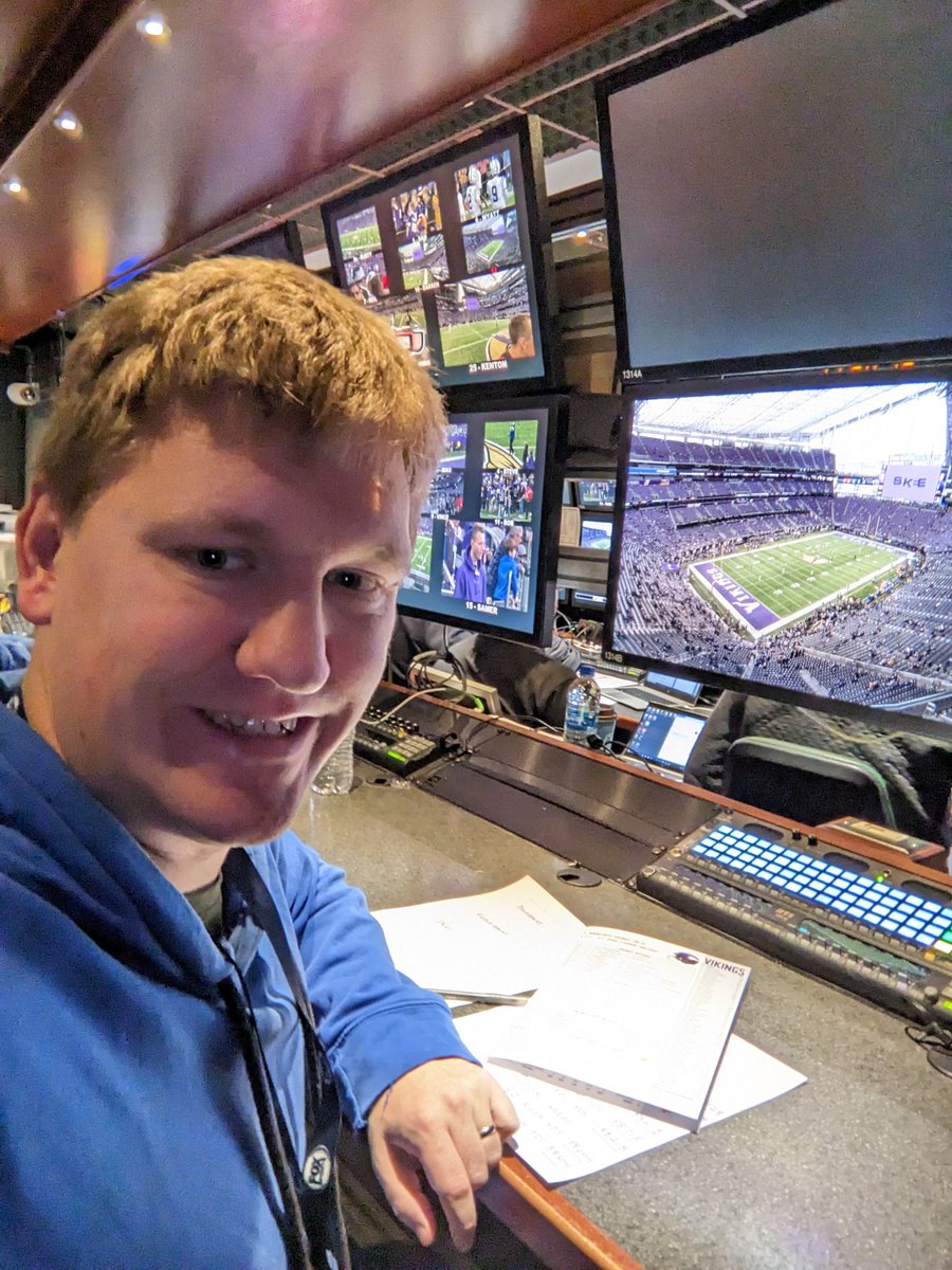 TedLeroux's tweet photo. Tracking stats for NFL Network coverage of Vikings-Colts. https://t.co/toZiiN6drN