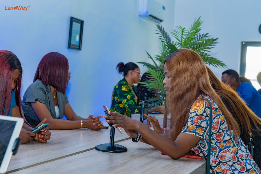datgirlAdeola's tweet photo. Beautiful pictures of people at the #LagosFutureCityWeek.
It was really eventful❤️.
#LFCW2022 https://t.co/1EAUWjB2hg