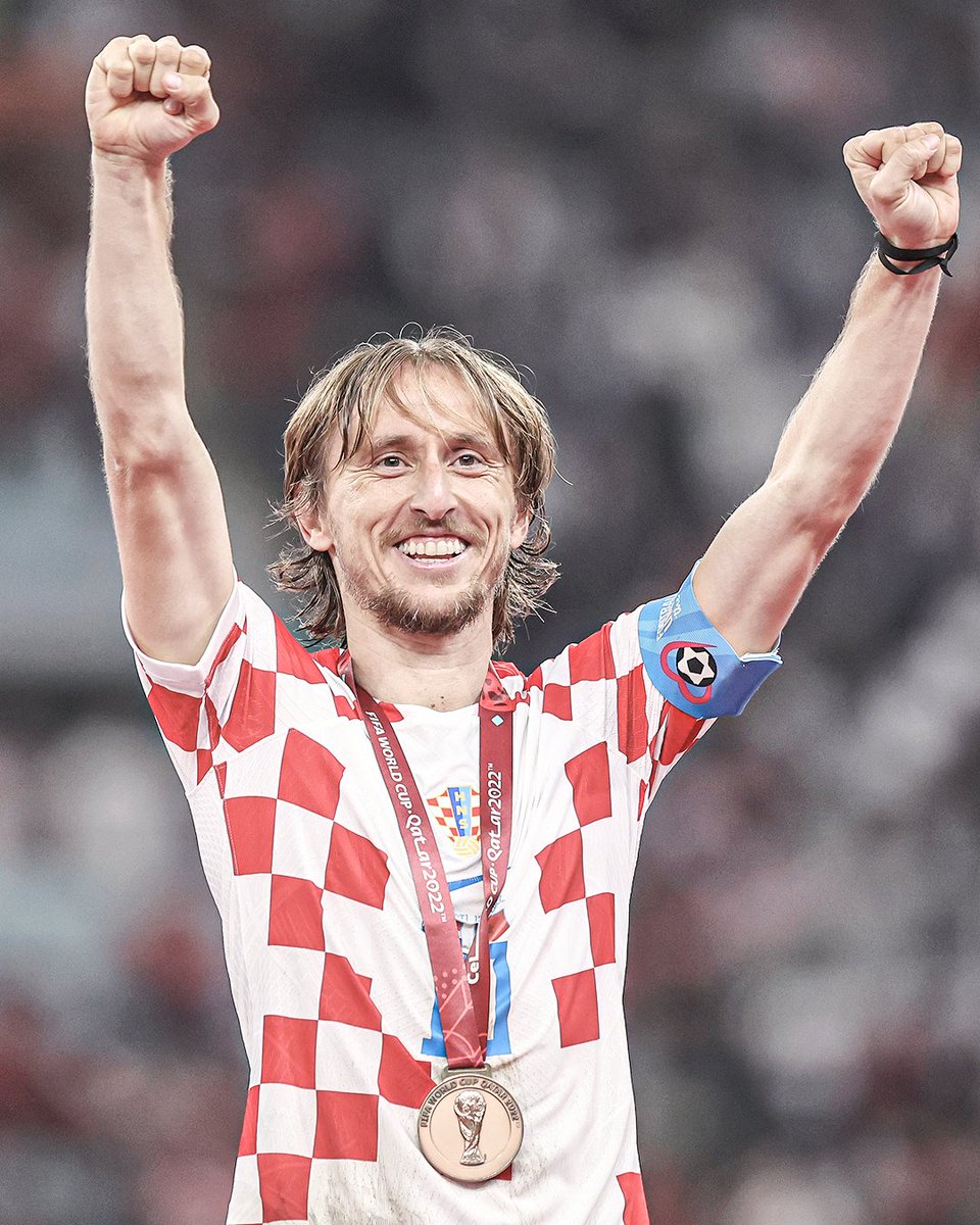 37-year-old Luka Modric led Croatia to a third place finish at the World Cup playing 656 out of a possible 690 minutes.

Croatia has three top-3 finishes since making their World Cup debut in 1998.

Remarkable for a country with a population of around 4 million.

👏🇭🇷