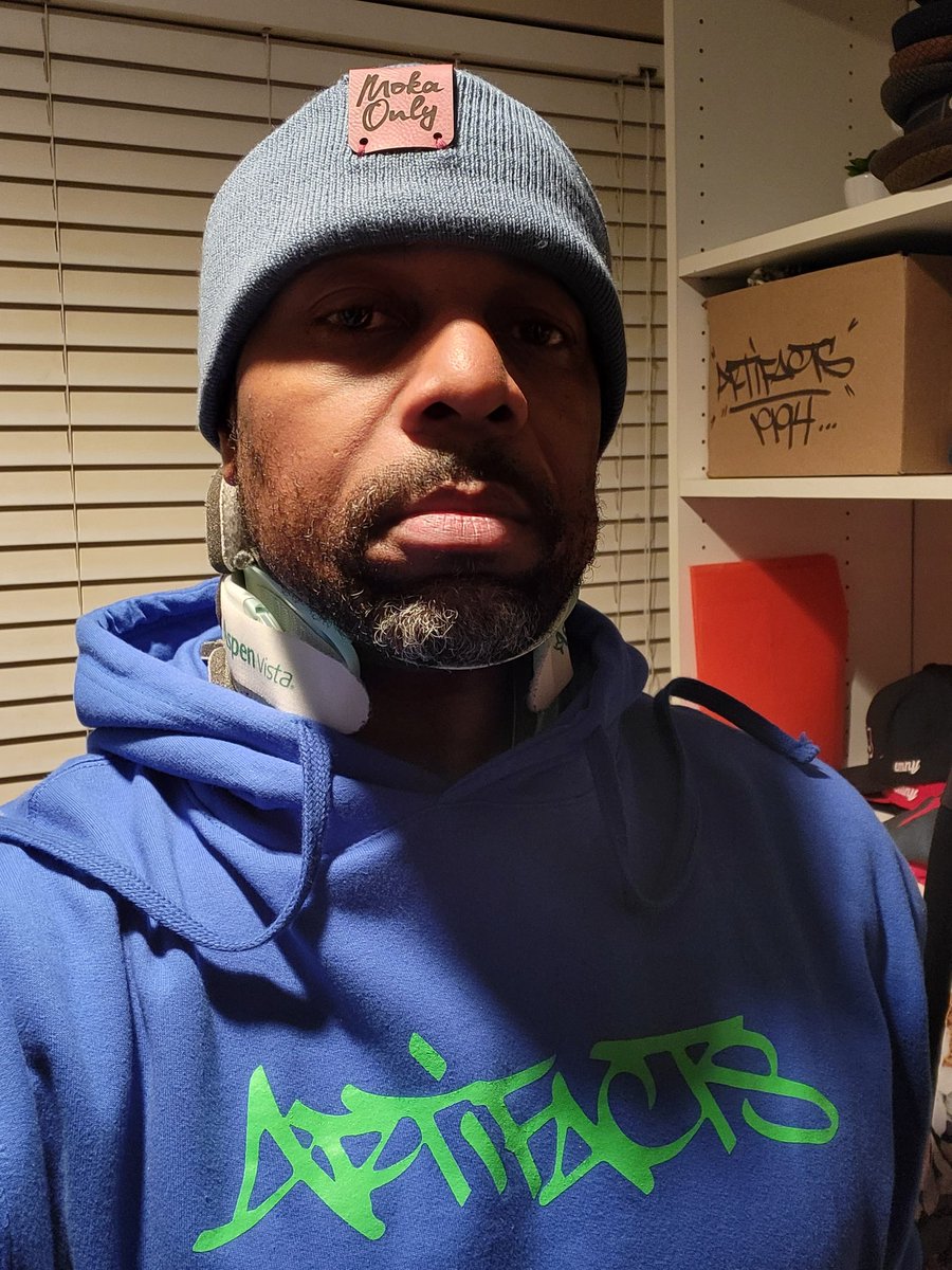 jubei208's tweet photo. #ARTIFACTS (#DJKAOS @TAMEONER @eldasensei )
#HOODIE YA'LL SEE THE #HANDSTYLES ON THE DELIVERY BOX...FRESH
@MOKA_ONLY @URBNET #BEANIE
THANK YOU!
#BRICKCITYKIDS #BRICKCITY #TAMEONE #ELDASENSEI #NEWARK #MOKAONLY #URBNET #VANCOUVER #CANADA #EMCEE #PRODUCER #DJ #HIPHOP #WIKIHHDG https://t.co/DNssTXcYnh