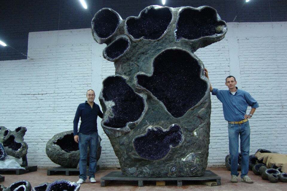 GeologyPage's tweet photo. Giant Amethyst Geode | #Geology #GeologyPage #Geode #Minerals

Geology Page 
https://t.co/AtopGLUZHP https://t.co/s0BV7YK6Jm https://t.co/nJbgKshXzc