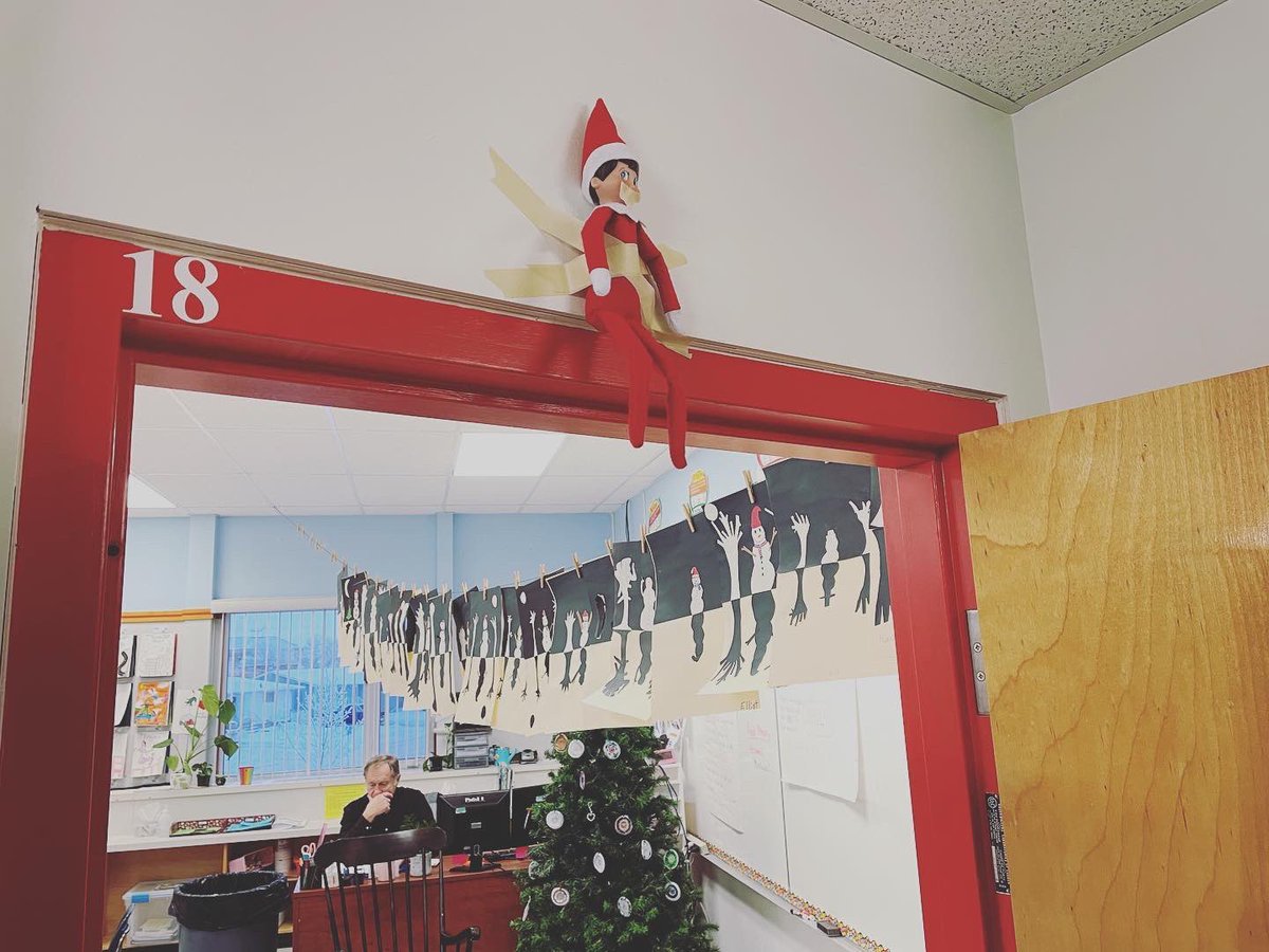 ALHortonSchool's tweet photo. Mischief, carols, and wintry art after concert this week. Two more days until the holiday break! #eips #MrGrinch #justdessertsforthosepeskyElves #creativity https://t.co/XCOSjsaDin