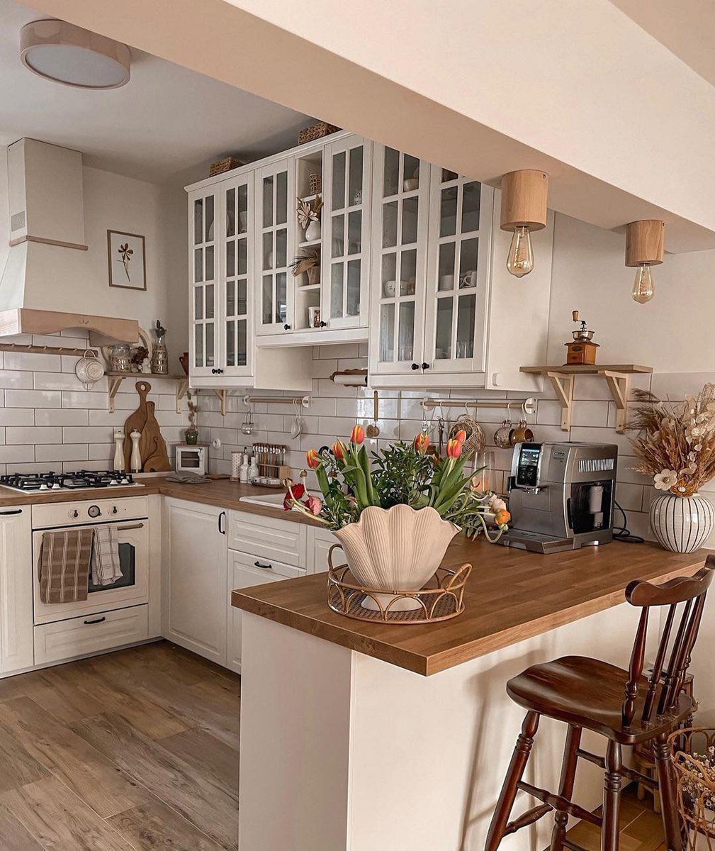 prettiestavenue's tweet photo. beautiful kitchen https://t.co/n6UooOjPje