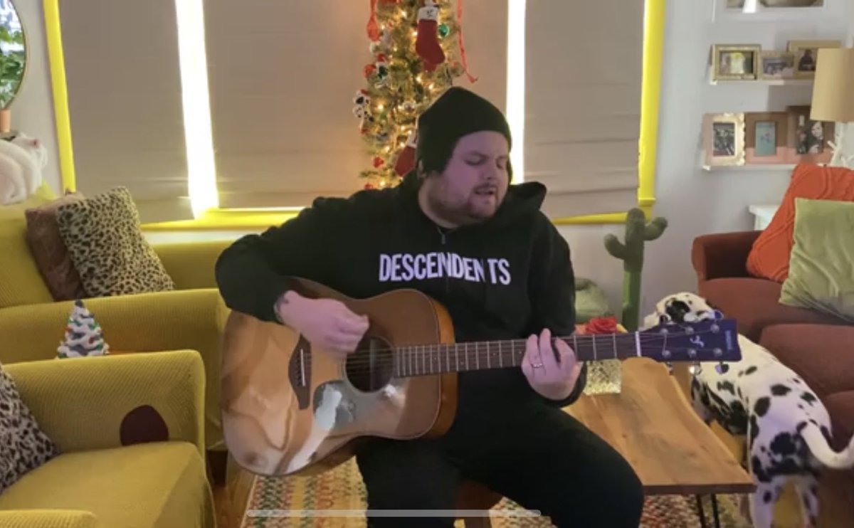 CIRecs's tweet image. posture and the grizzly for day 6 of the 12 days of prince daddy it just feels so right

youtu.be/UMcl5qQ83dM