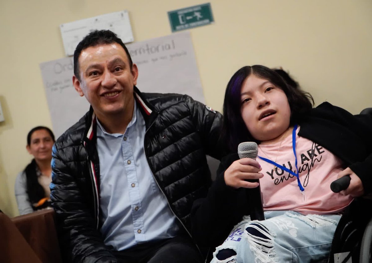 Compartimos con niños, niñas y adolescentes de las 13 subregiones de Nariño que participan de los Diálogos Vinculantes.Escuchamos sus preocupaciones sobre educación, trabajo y la Paz. Sus ideas son fundamentales en la construcción de un mejor País <a href="/petrogustavo/">Gustavo Petro</a> <a href="/FranciaMarquezM/">Francia Márquez Mina</a>