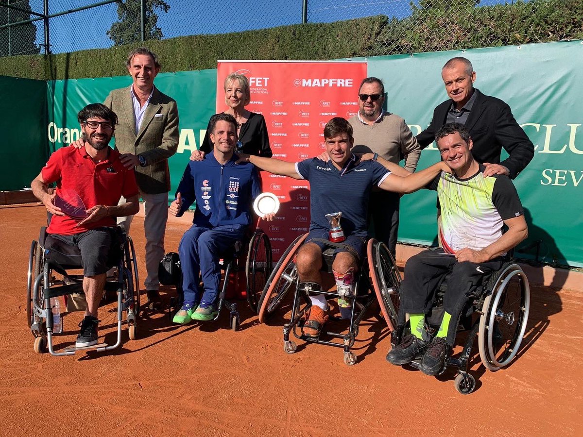 RFETenis's tweet photo. 🏆 2022
🏆 2021
🏆 2019
🏆 2017
🏆 2016
🏆 2014

Martín De La Puente conquista su sexto título en el Campeonato de España MAPFRE de Tenis Silla en Pineda (Sevilla) 👏🏻👏🏻👏🏻 https://t.co/MyaWCtm0Yb