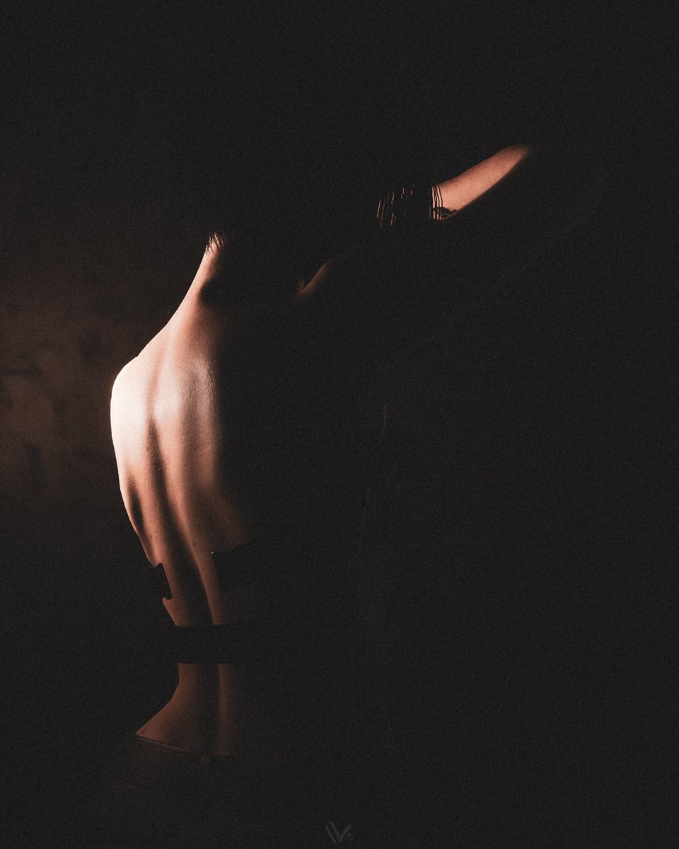 verendrye_vp's tweet photo. Shyness
🎶 Something Special, by Maydien, Ayelle

#Cyberpunk2077 #TheCapturedCollective #VirtualPhotography #ThePhotoMode #ArtisticofSociety #VGPUnite #WorldofVP #TheMoodChallenge #WIGVP https://t.co/varXxhLqJk