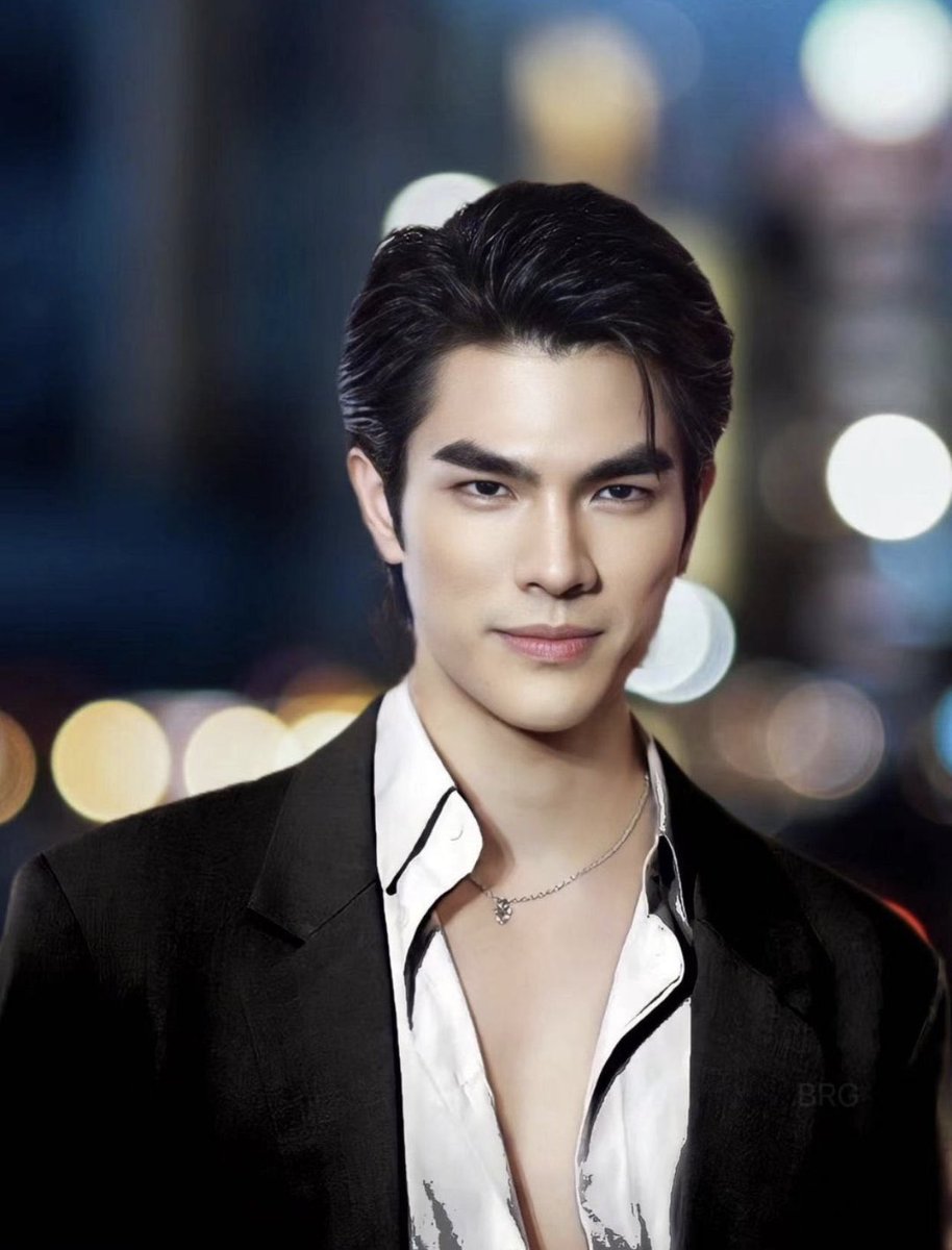 MilePhak_Italia's tweet image. Buona serata @milephakphum
#KinnPorscheTheseries #MilePhakphum #MileApo #GreenyRose