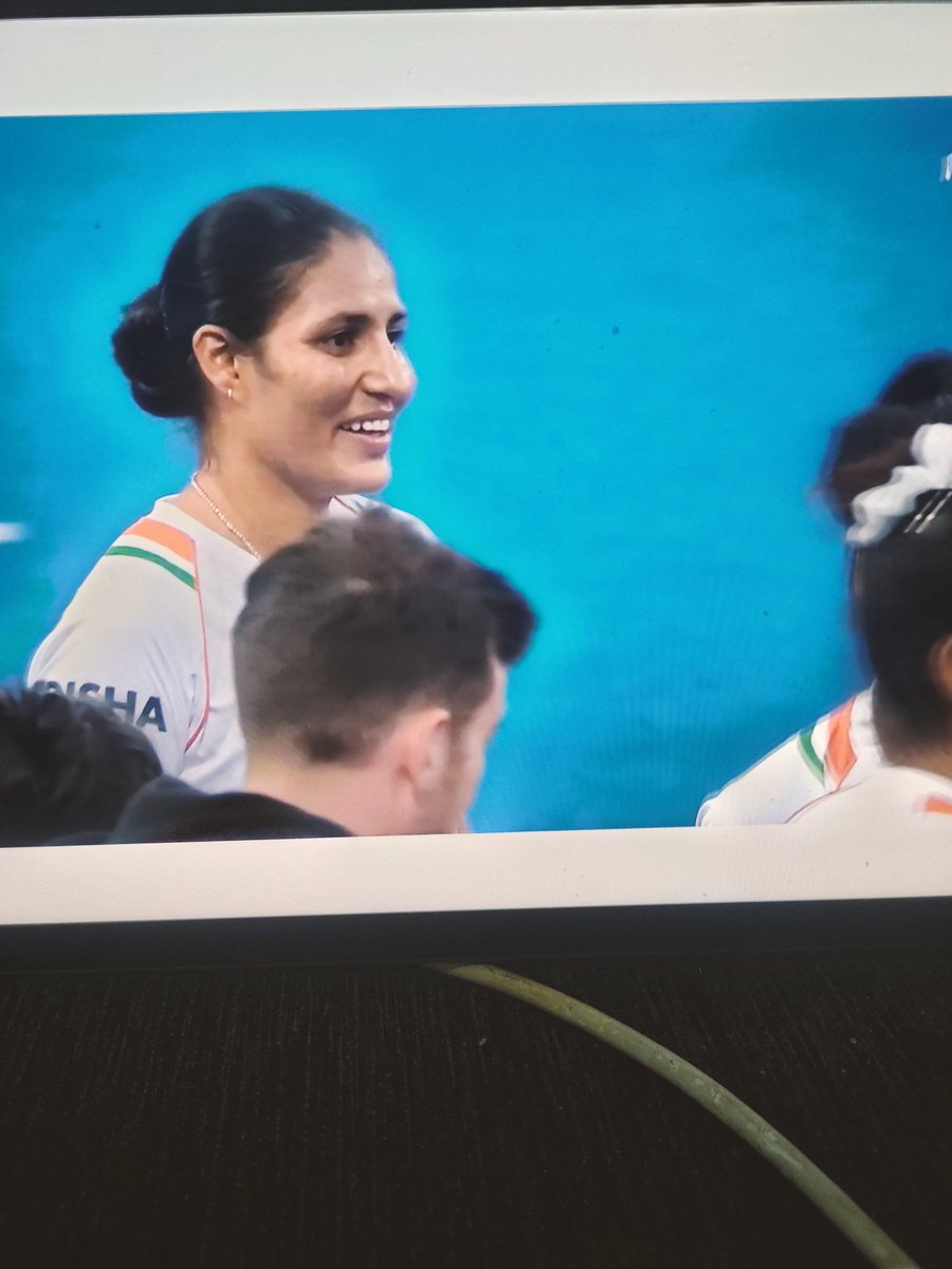 Finally she smiled.
Lot of criticism.lot of pressure.
But delivered when needed.
@gurjit02 
#FIHProLeague 
#FIHNationscup