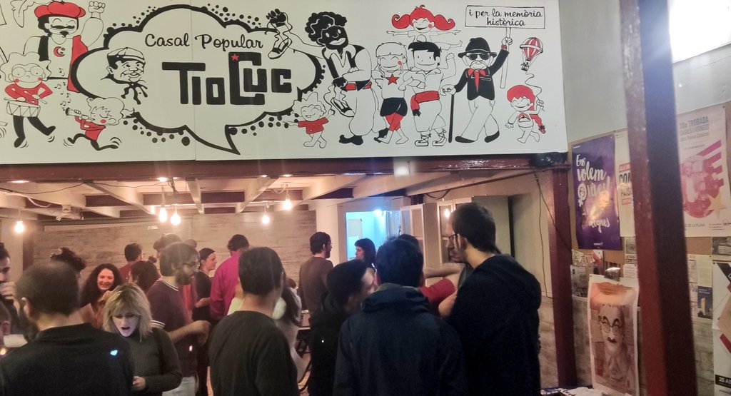 A pesar de la pluja, els garrotins continuen al Casal Popular <a href="/TioCuc/">CasalPopular Tio Cuc</a>!
