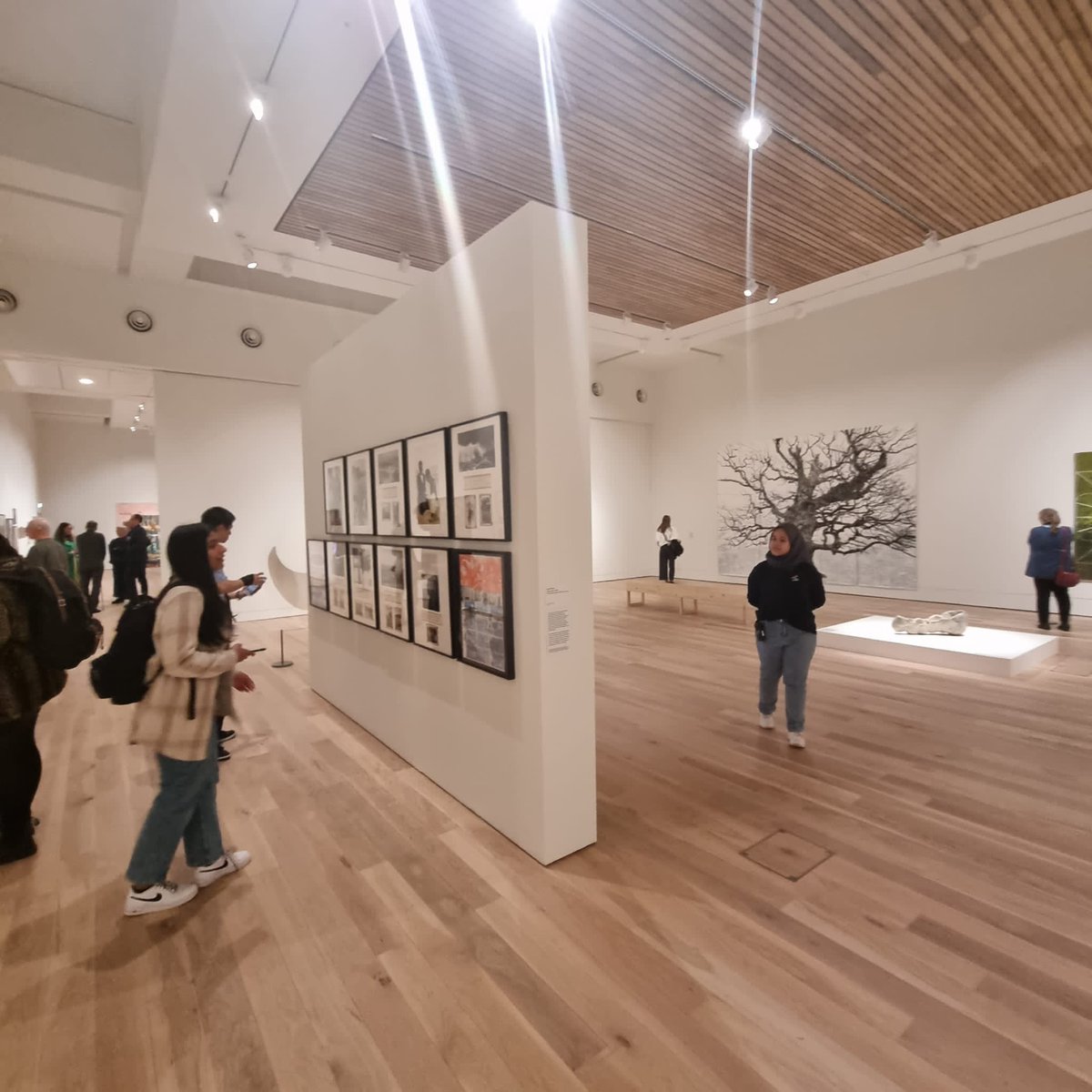 pih_darren's tweet photo. Last chance to see ‘Radical Landscapes’ which closes at Mead Gallery on 18 December. Thanks once again to the artists, writers, campaigners and colleagues who contributed to this touring exhibition and book 👏 #radicallandscapes #meadgallery #tateliverpool https://t.co/GVkWjVoy1U