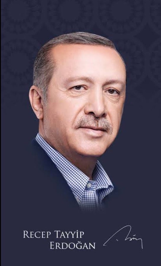 Cumhurbaşkanı @RTErdogan: 'Türkiye’yi çukura itmek için masum insanları kalkan yapanların derdi asla bu ülke de değildi, bu millet de değildi. Onlar yıktı, biz yeniden, daha iyisiyle yaptık.' #MardinTürkiyeYüzyılınaHazır @RTErdogan