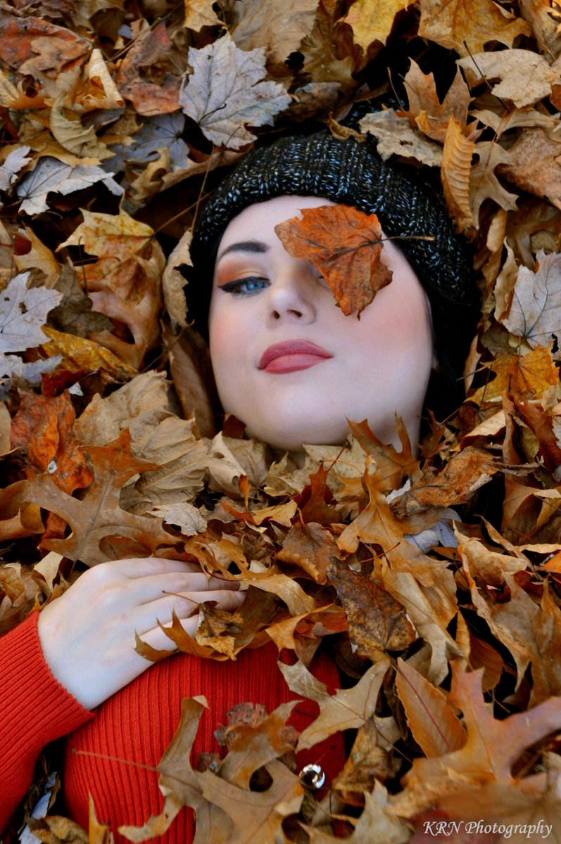 KRN_Photography's tweet photo. From my collaboration with the very talented Harley Nicole at the #ClevelandMetroparks 

Model IG: HawtGirlHarls
Photographer IG: KRN_Photography_

#ClevelandPhotographer #ClevelandModel #OhioPhotographer #OhioModel #fall #BlueEyes #stockinghat #beanie #WinterBeanie #leaves https://t.co/c14HGuWXSn