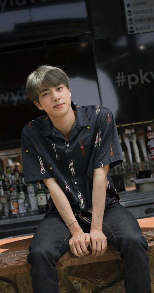 gendermakerz's tweet photo. "what's your gender" SEOKJIN. https://t.co/OmuGCKZhr0