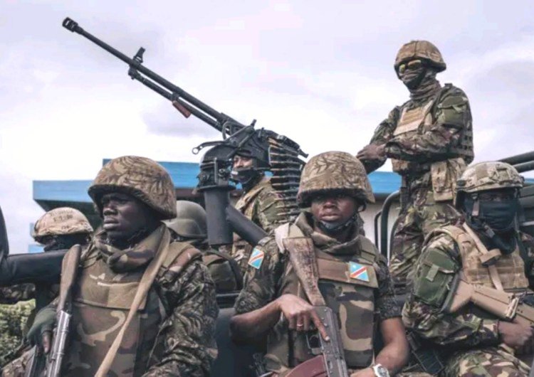 Rutshuru : Les FARDC repoussent le M23 de la localité de Bwiza

Les FARDC et les M23 poursuivent les combats ce samedi 17 décembre, dans le territoire de Rutshuru précisément sur l’axe Bishusha-Tongo, dans la chefferie de Bwito.

@lesvolcansnews