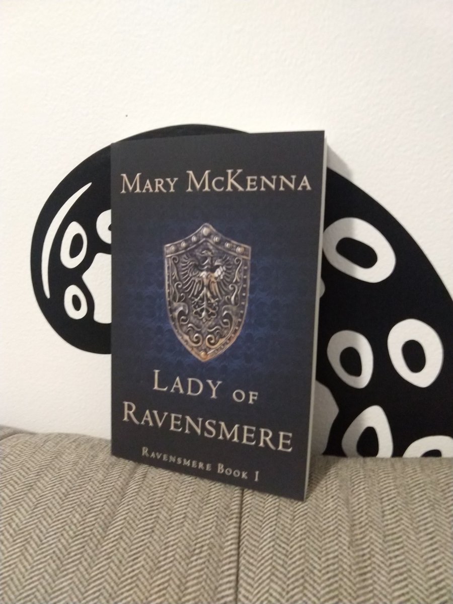 I do love some great bookmail! 

My Author's Secret Santa book arrived last night: Lady of Ravensmere by <a href="/marymckenna_02/">Mary McKenna - now on Bluesky</a> &amp; I can't wait to dive in over the holidays... 

(Thanks to <a href="/WknightWriters/">Weeknight Writers</a> and <a href="/PickyBookworm/">😷 Picky Bookworm (Proofreader)</a> for organizing this #WritingCommmunity event!)