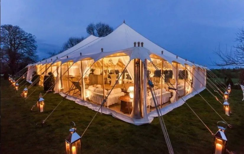 MjmMarquees's tweet image. This year more than ever, we were amazed at the ways in which our clients used lighting to enhance their own weddings. Here are just a few of our favourite lighting setups from 2022. 📸✨ 

🔗: buff.ly/3FCJIa1

#weddingseason #eventsni #lighting