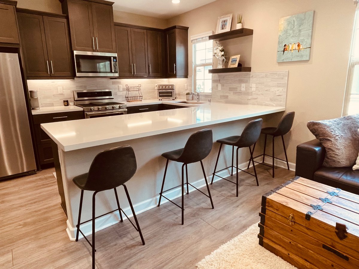 morfurniture's tweet image. Counter-seating setting &amp;amp; comforts. #counterstools #diningstools #diningrooms #sale 

Shop The Theo Counter Stool in Slate: cur.lt/wuybkz0pe