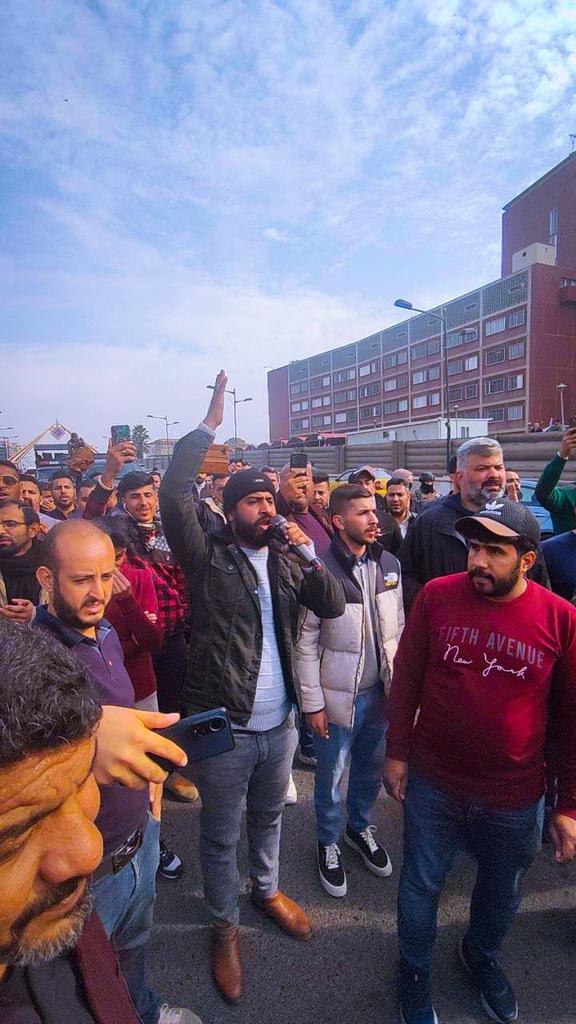 العدل جعله الله شرطاً للقول (وإذا قلتم فاعدلوا)فمن عجز عن القيام بأدوات العدل وجب عليه الصمت لأنه واقعُ في الظلم لا محالة.
#تثبيت_عقود_التعليم 
<a href="/Drnaeemyasir/">نعيم العبودي</a> 
<a href="/mohamedshia/">محمد شياع السوداني</a>