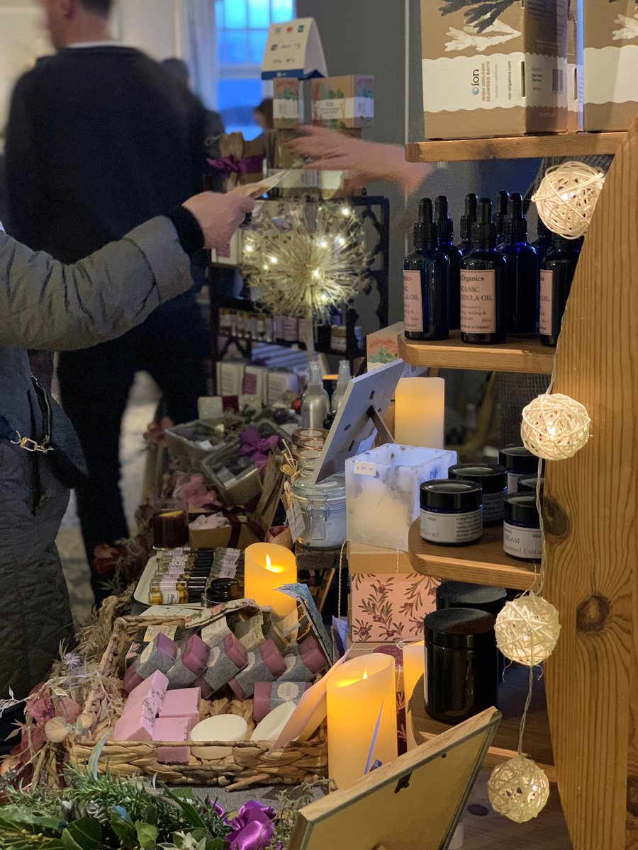 MadeNear's tweet image. Sunday Dec 17th is Day 2 of Christmas Gift Fair organised by @TomRandles1 where everything on sale is made within 100km of Randles Hotel in #Killarney