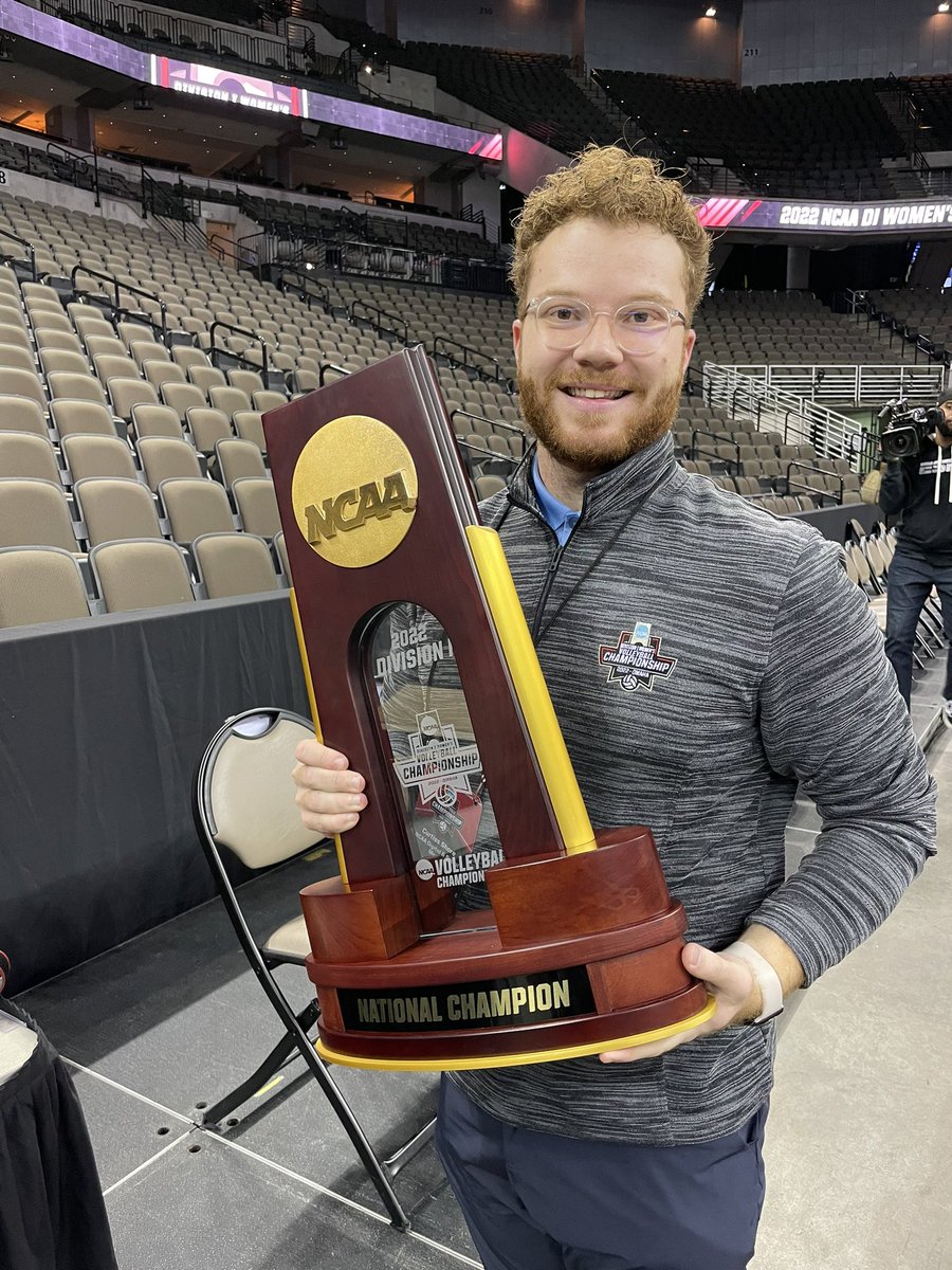 curtiss_shore's tweet photo. SECOND NATTY OF THE YEAR #NCAAWVB https://t.co/nH6X1cuPlL
