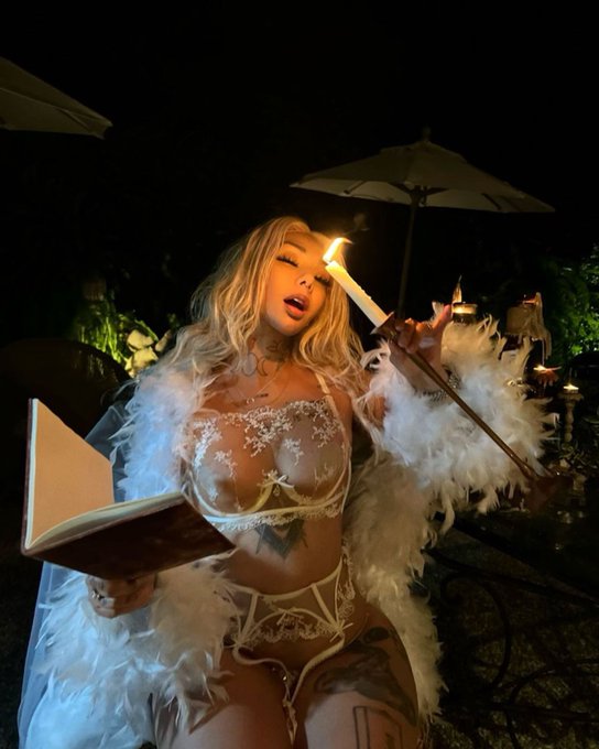4 pic. ?  ?

https://t.co/M7uHC7Zi9H https://t.co/y1i7wdFU5u