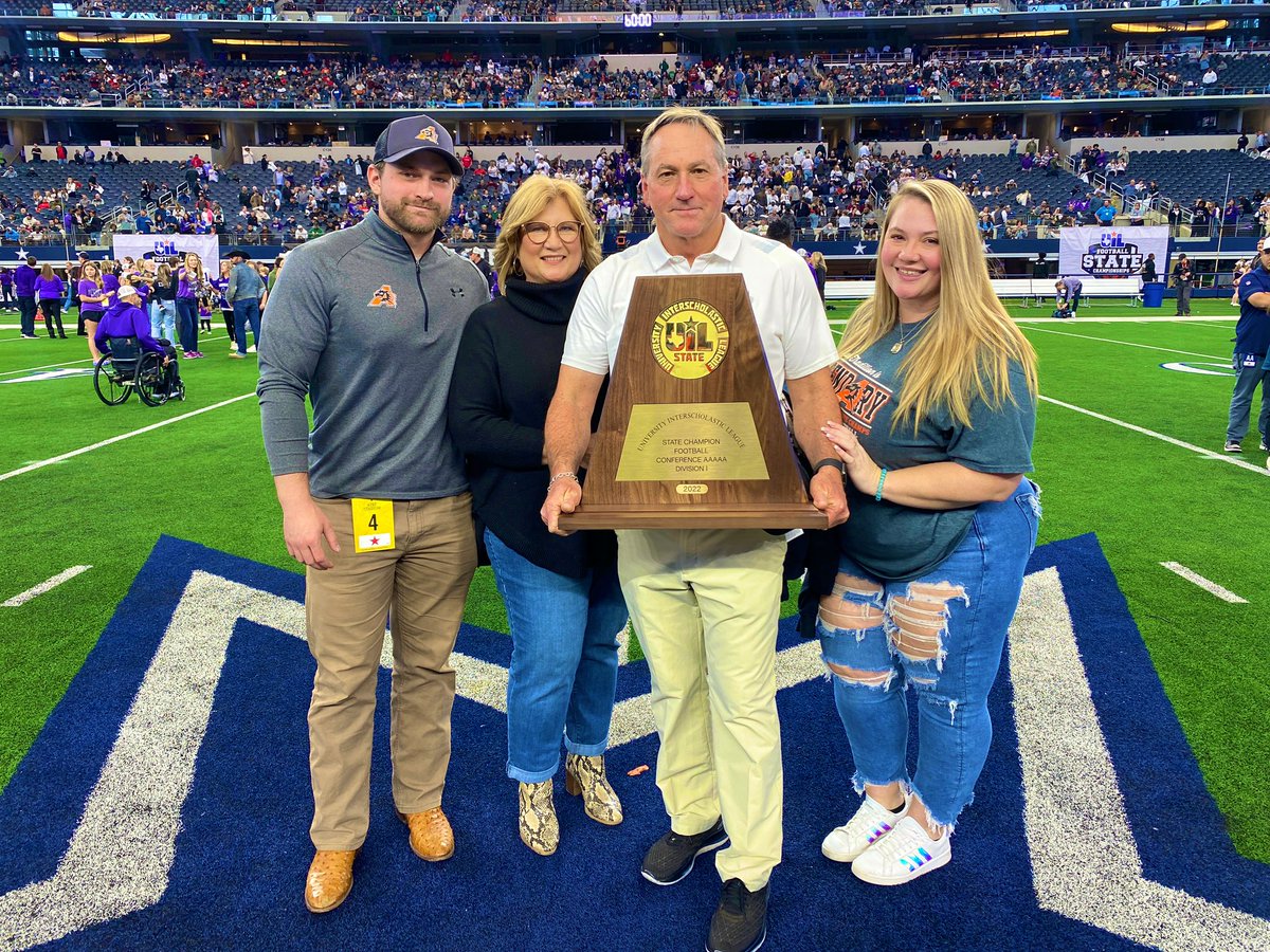 Another Buchanan Christmas card! #Aledo #statechampionship